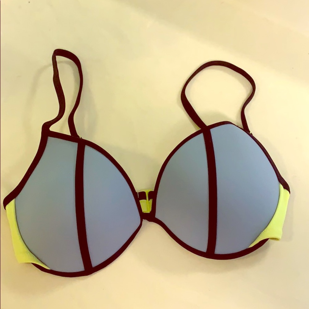 Victoria’s Secret bathing suit top